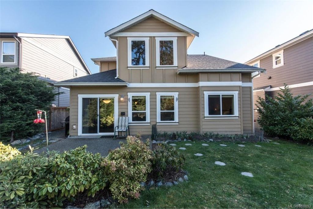 listing image 16043831327865642244