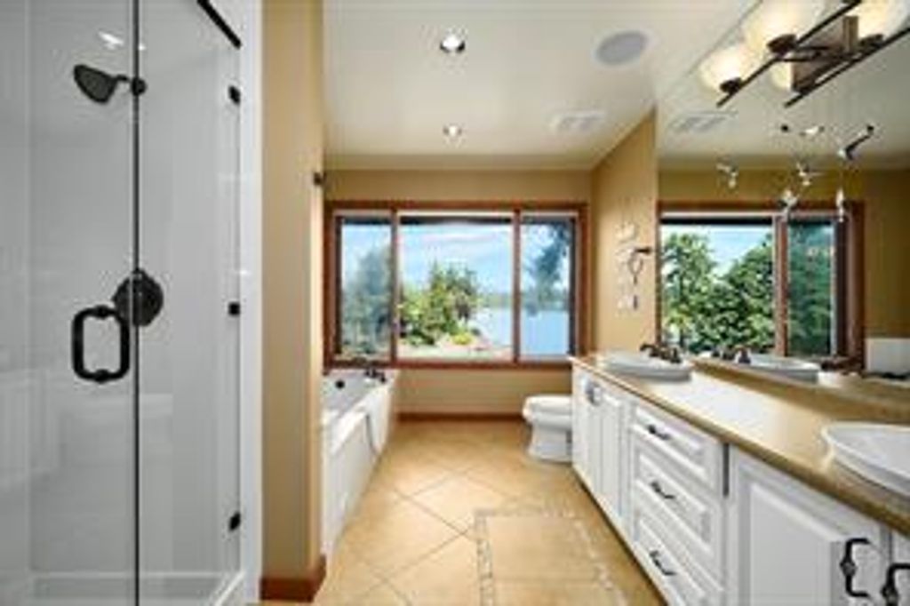 listing image 16041497122161