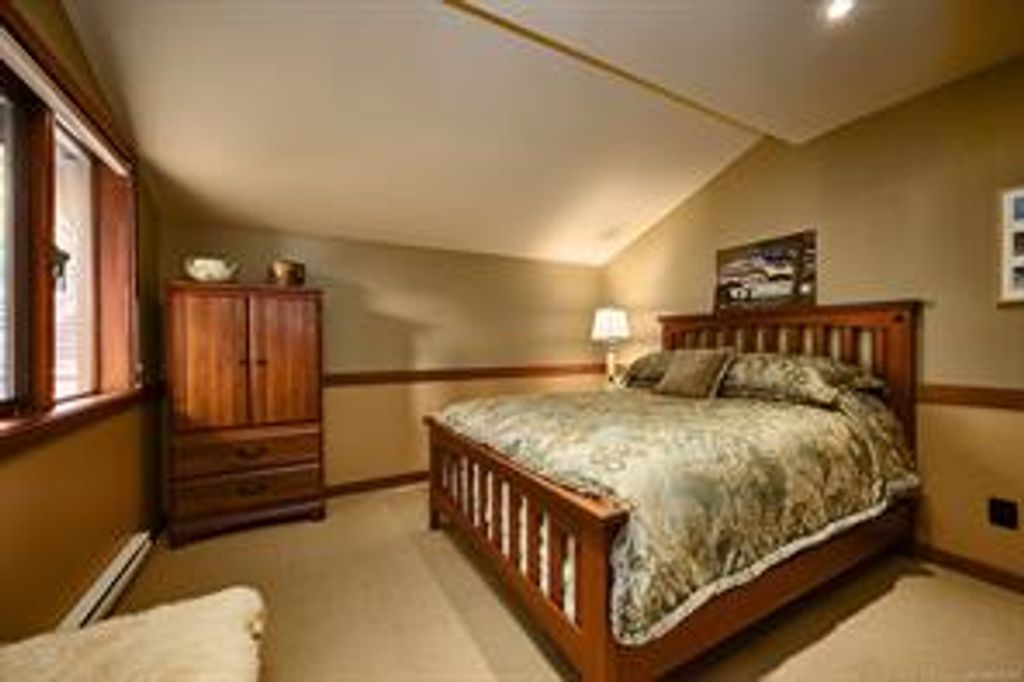 listing image 16043397174474