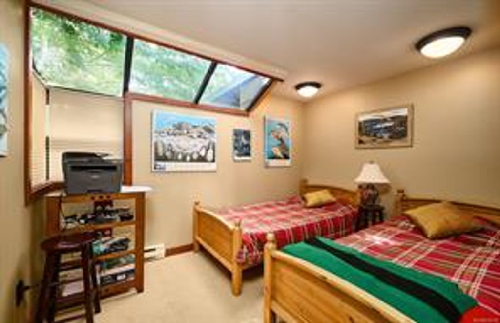 listing image 160419578735