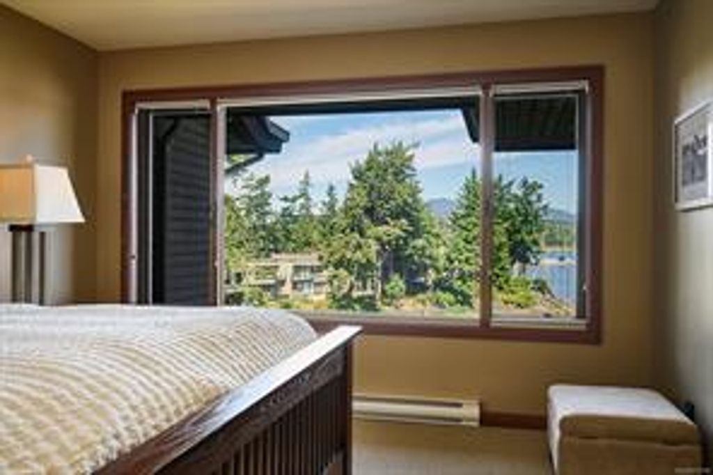 listing image 16041758378856