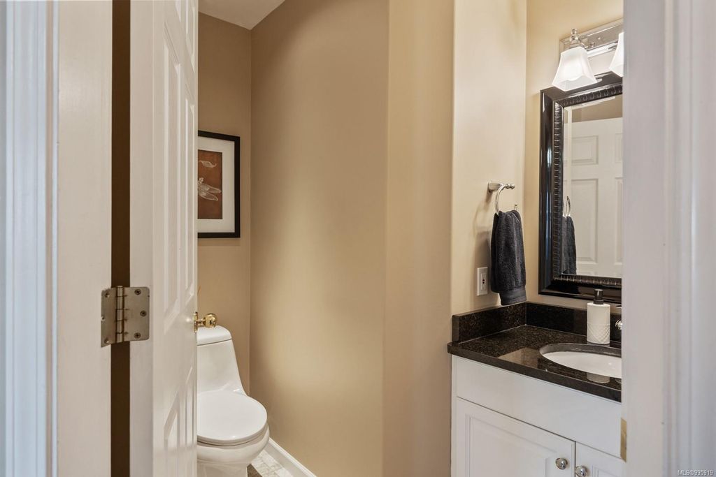 listing image 16045596629526840525