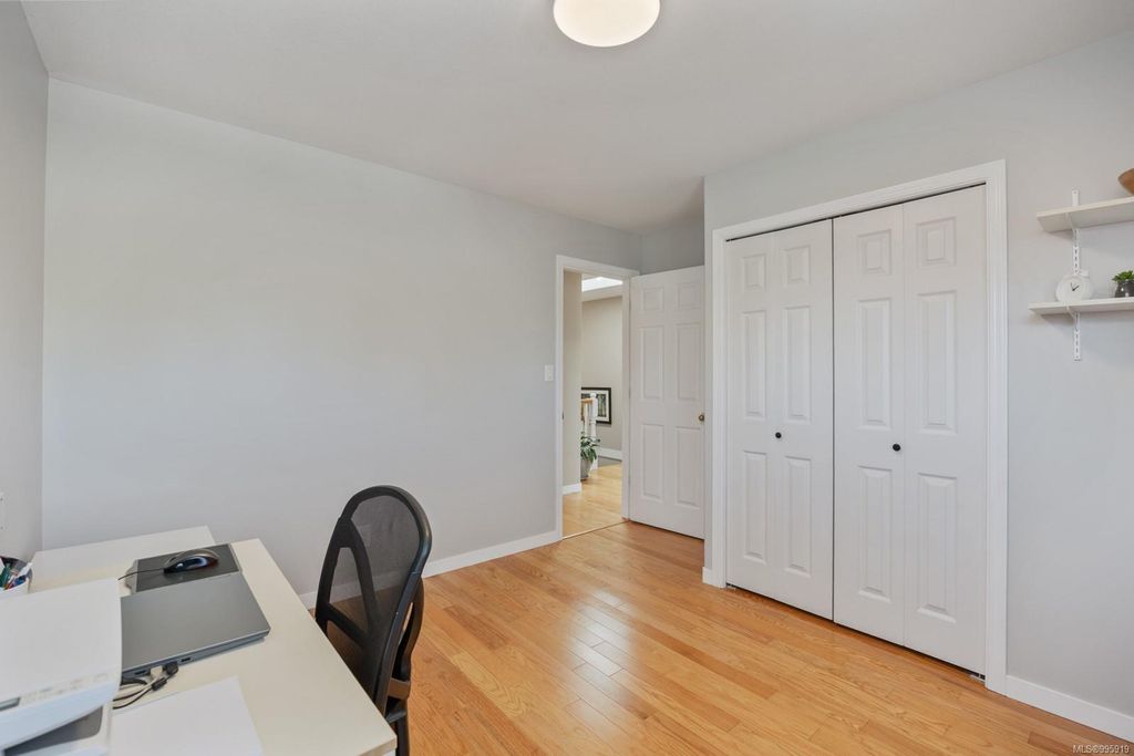 listing image 16040064719322345968