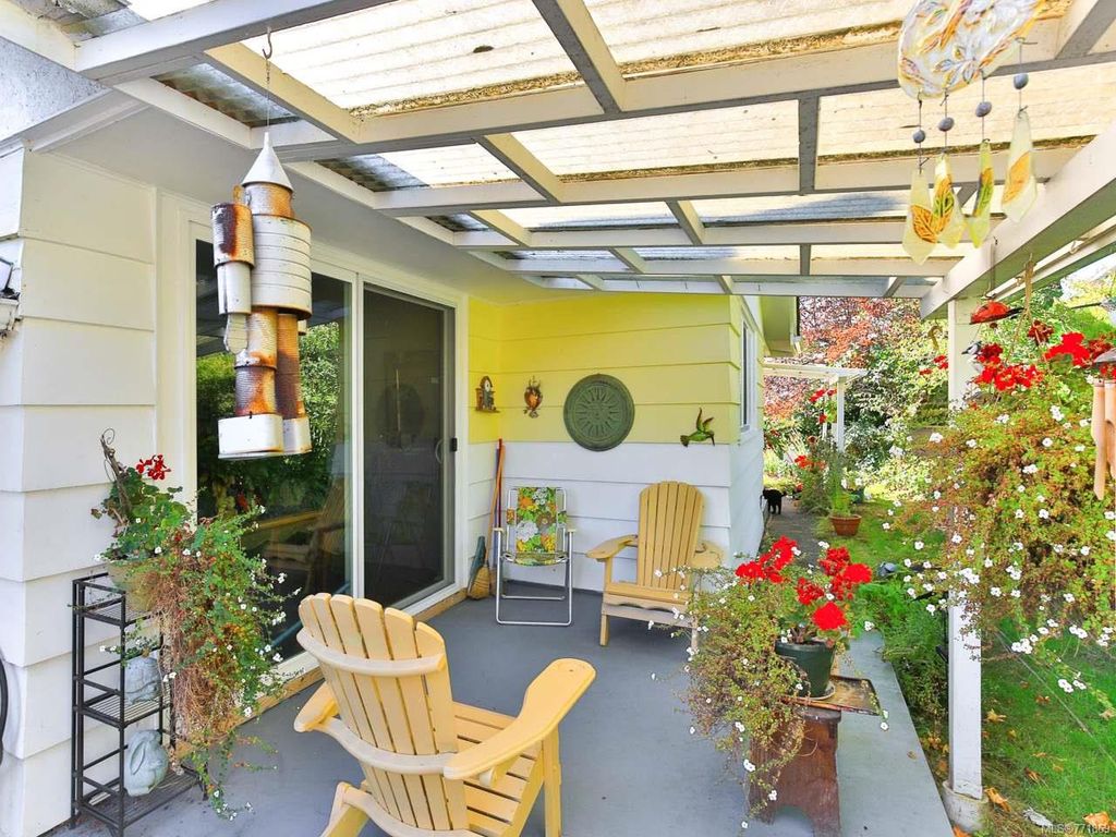 listing image 16044940407437102044