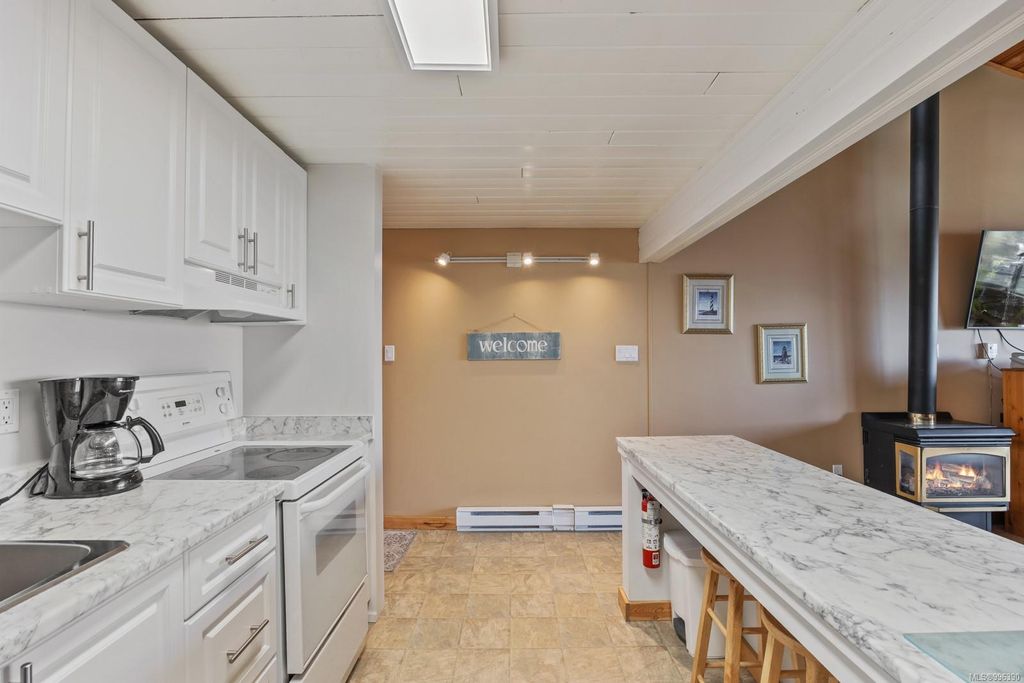 listing image 16045810830398083272