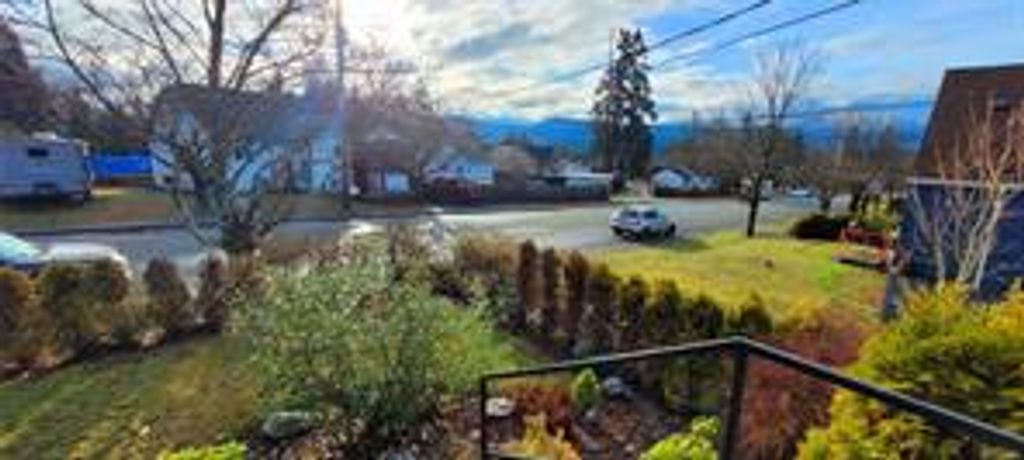 listing image 16049801123259461601