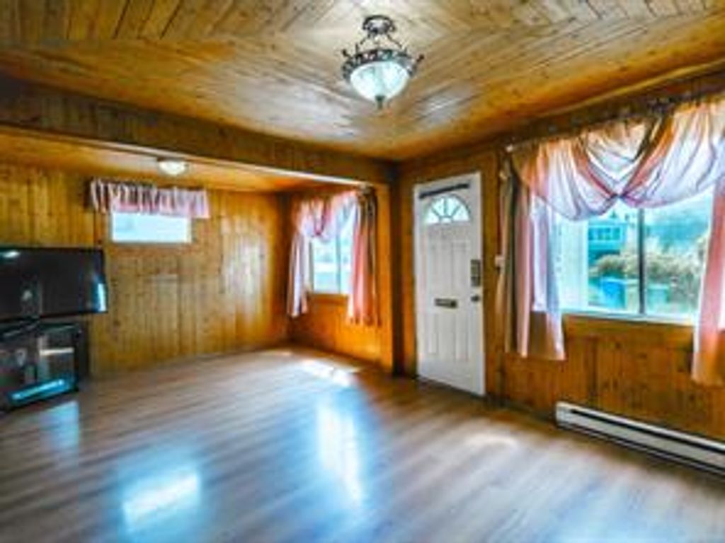 listing image 16040504839397566620
