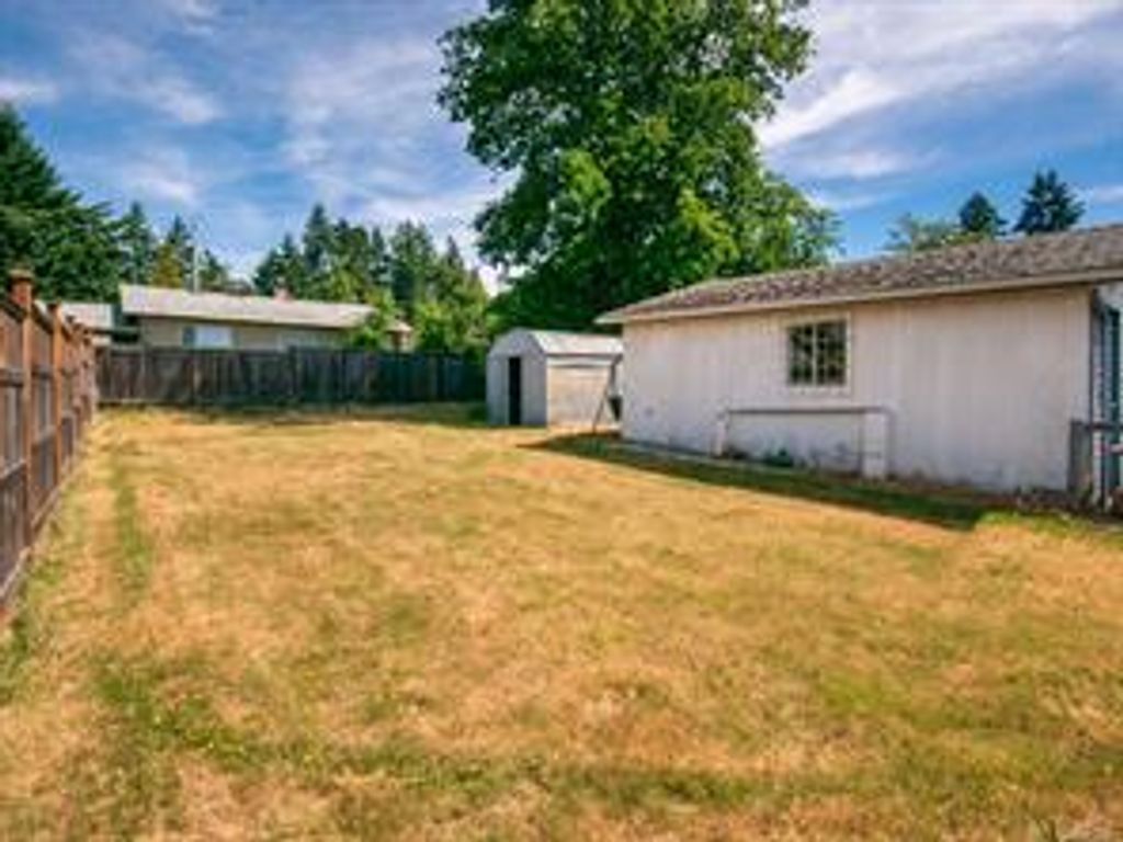 listing image 16049831717002240696