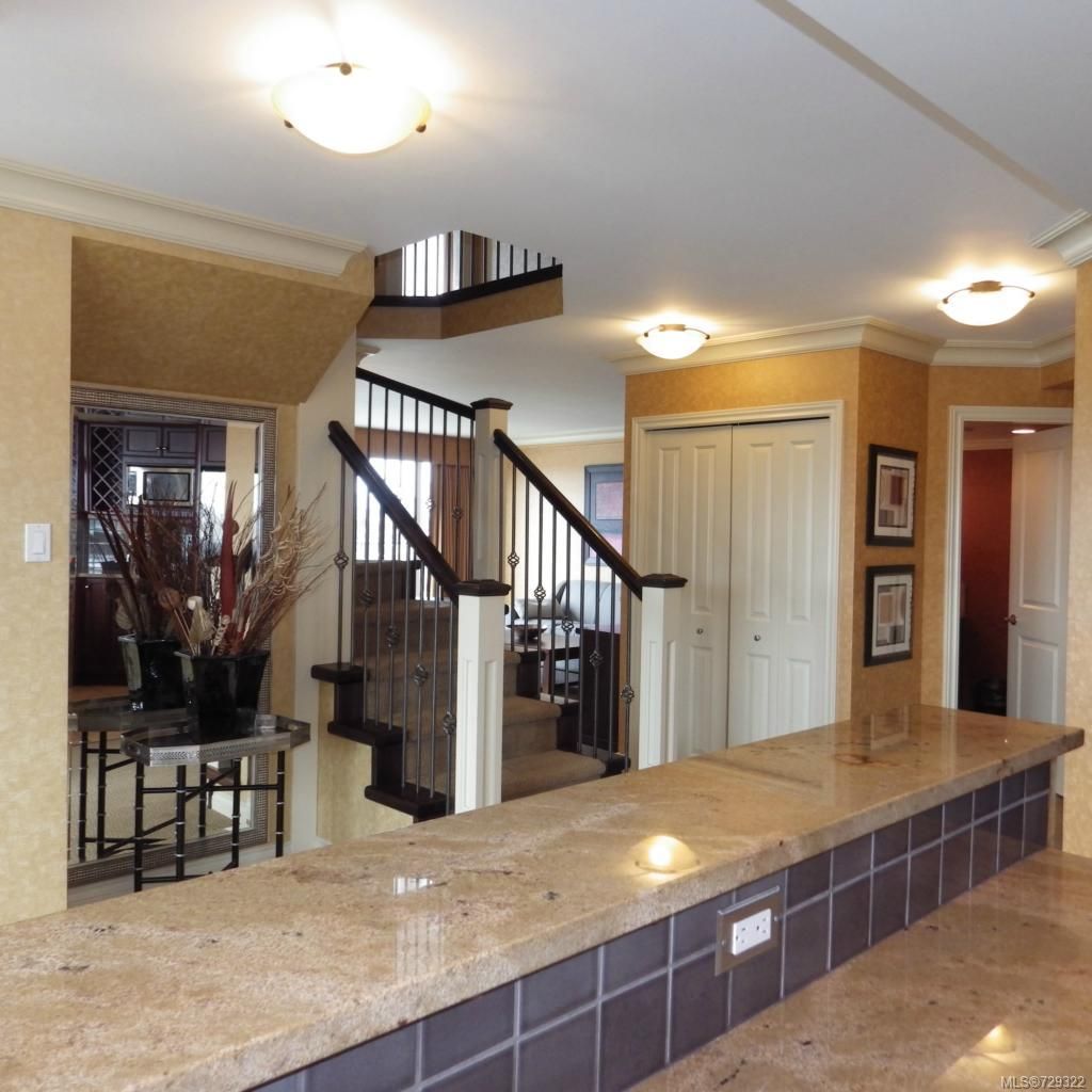 listing image 16042213482763236449