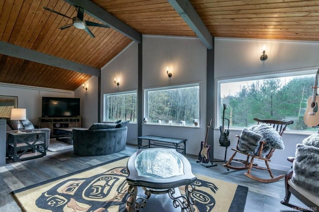 listing image 16043393015735656889