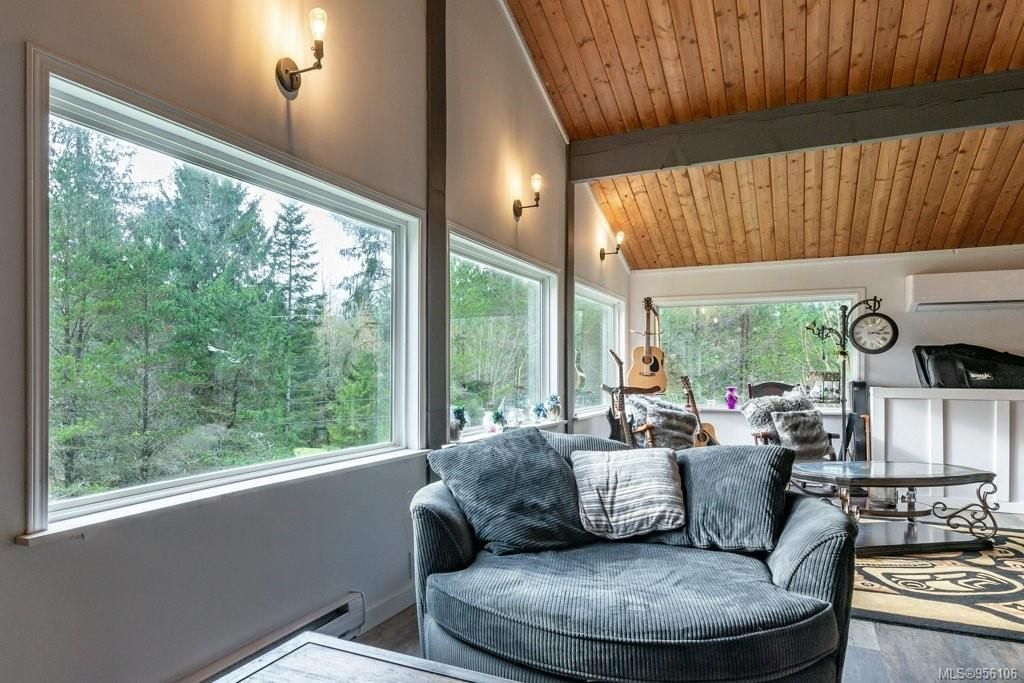 listing image 16049782985092685521