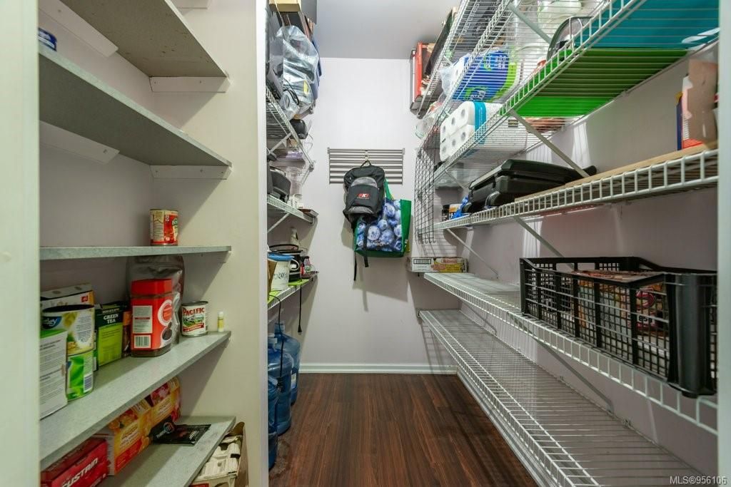 listing image 16045770563685799197