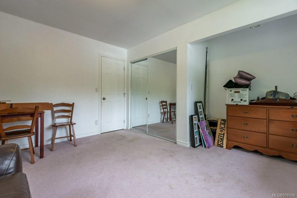 listing image 16047567564147083901