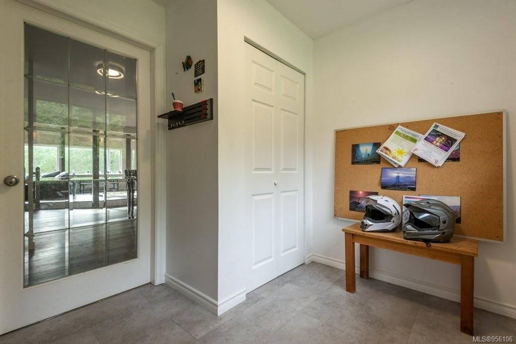 listing image 16042428441215078795