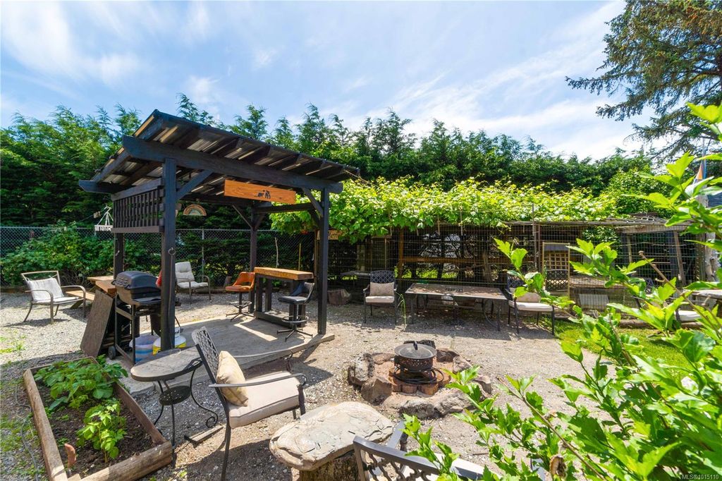 listing image 16040145378094350645