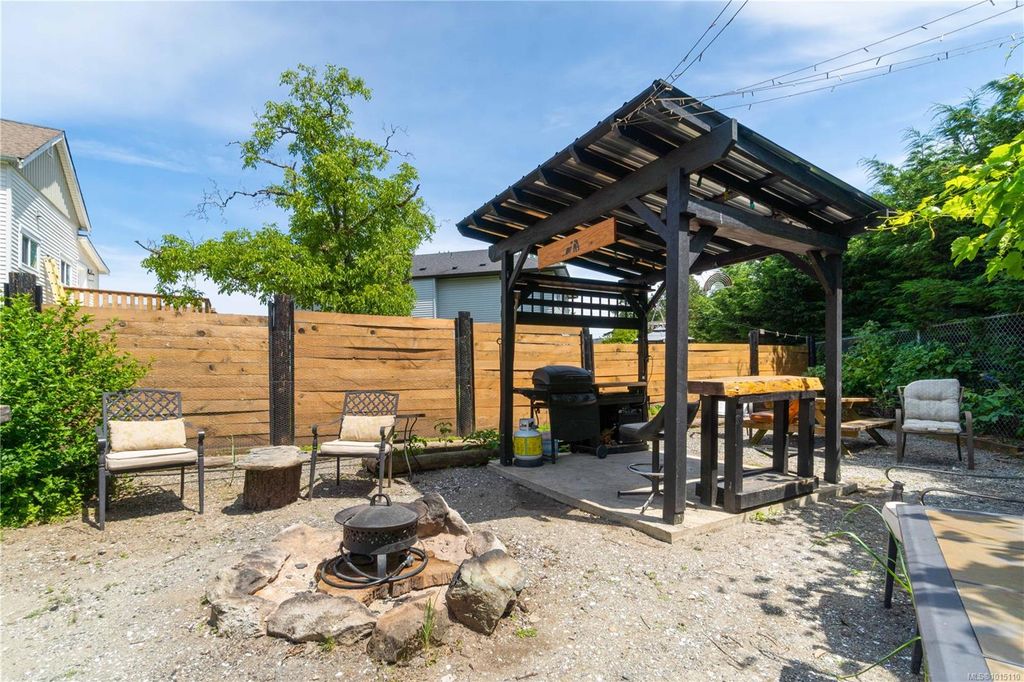 listing image 16041267373047855540