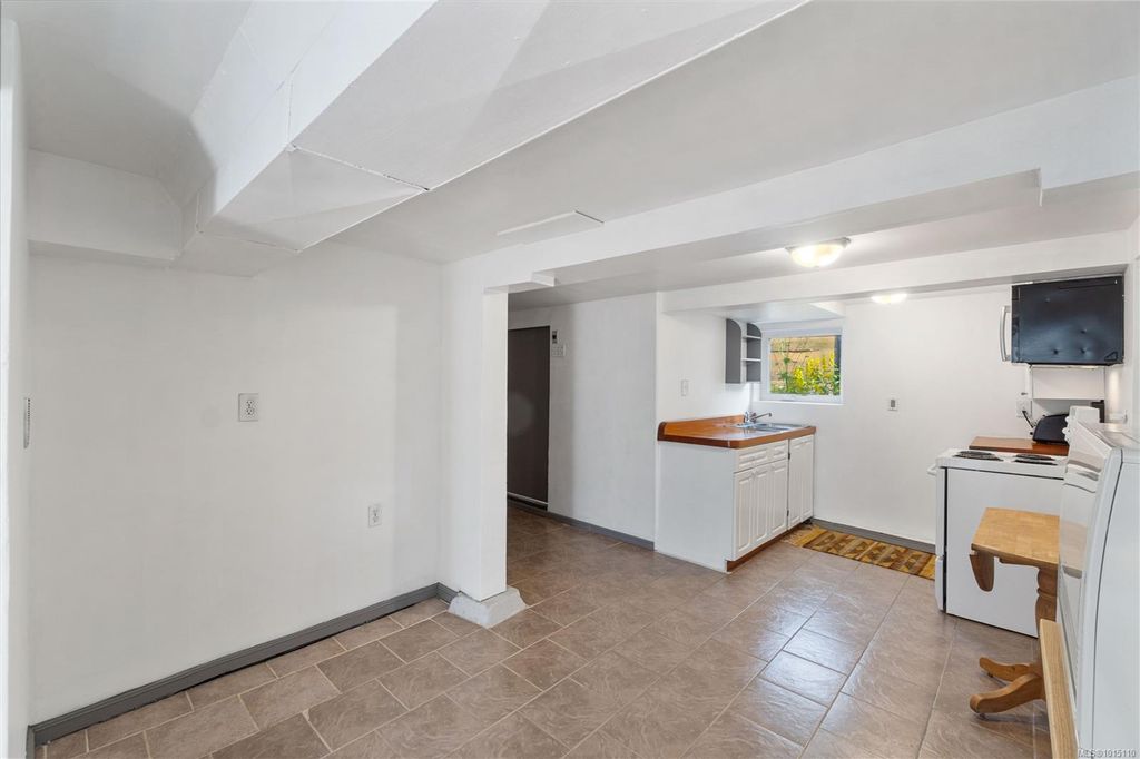 listing image 16040166659608265453