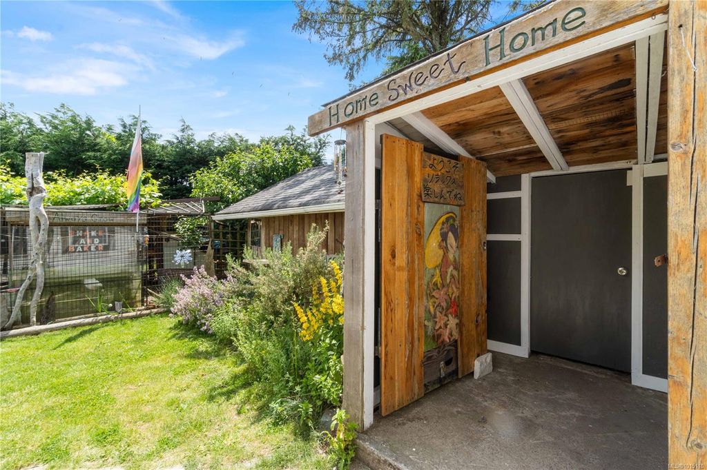 listing image 16044145006448195492