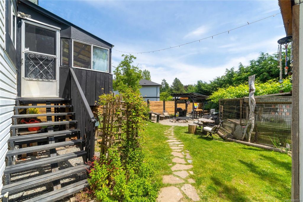 listing image 16049575375973027768