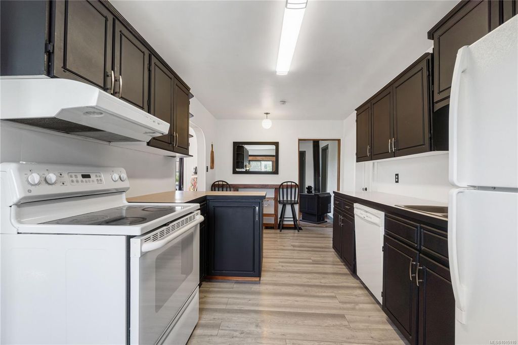 listing image 16044284040709378477