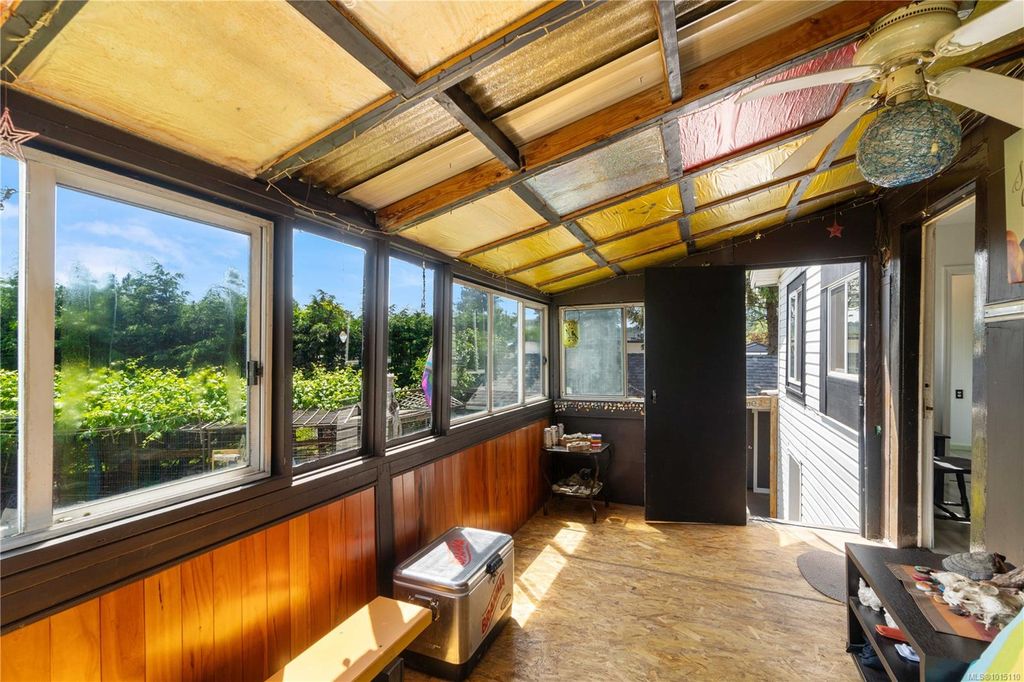 listing image 16041444586602257819