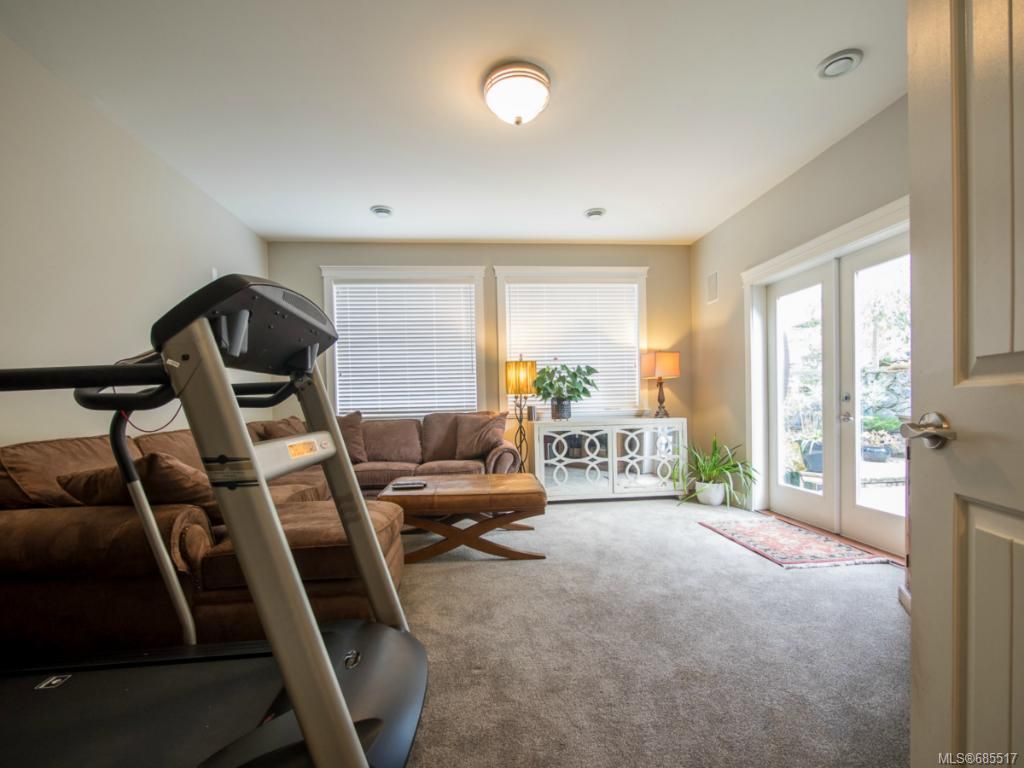 listing image 16044834776420231940
