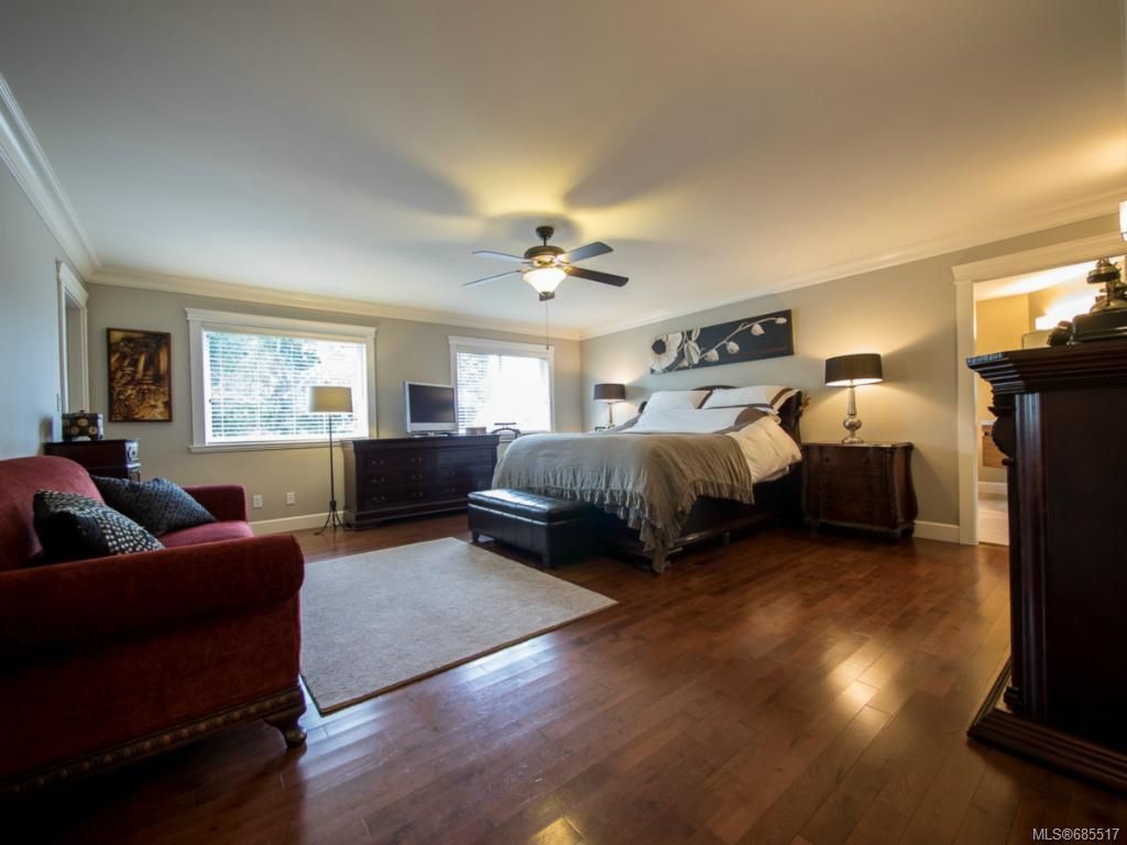 listing image 16045736425470007943