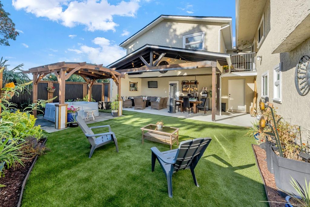 listing image 16045007650478989187