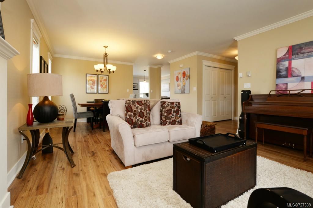 listing image 16047863337585556727
