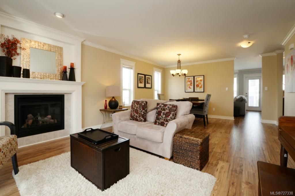 listing image 16043446079439548178