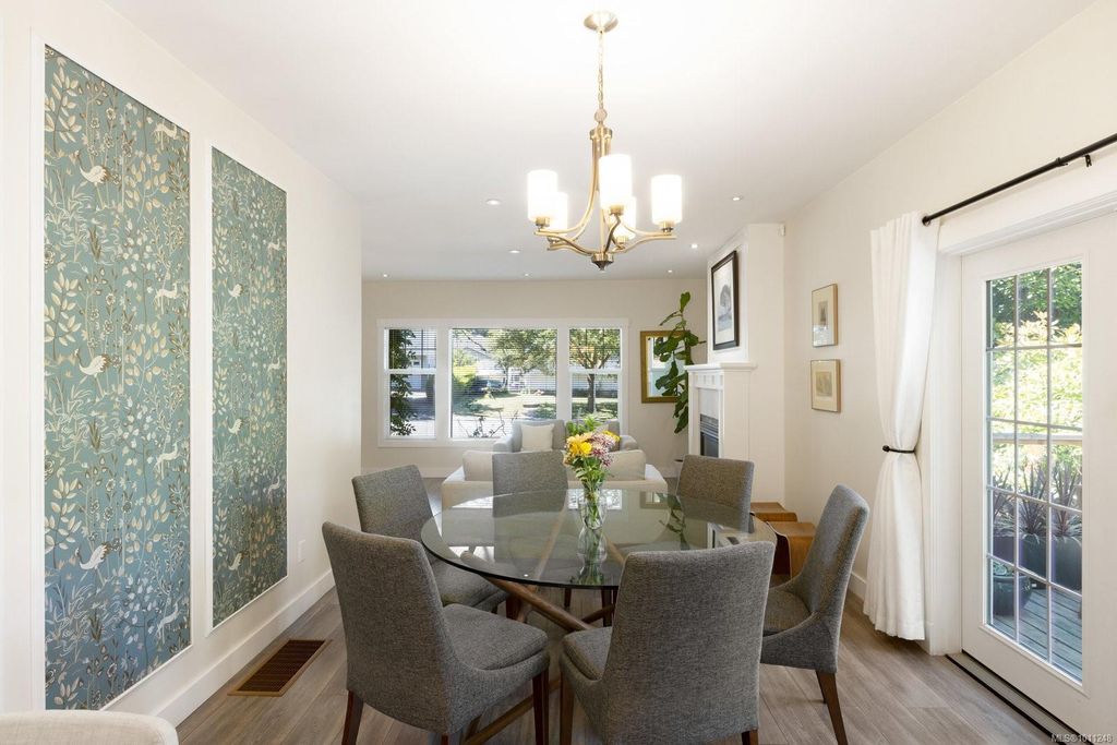 listing image 16049186970570774853