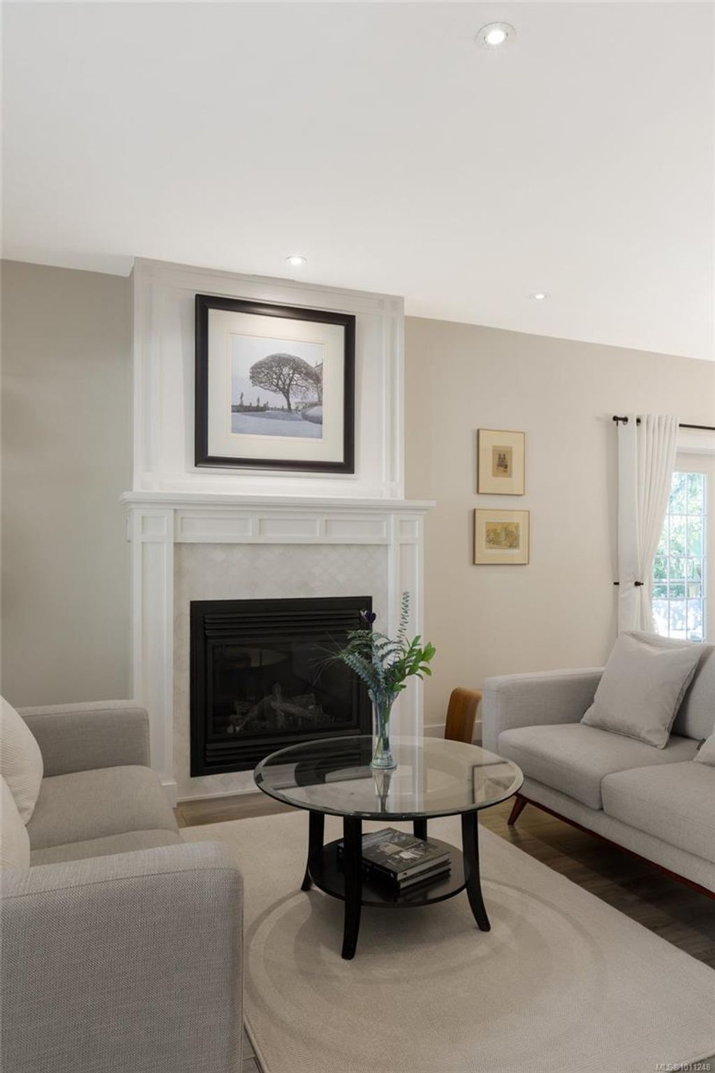 listing image 16044284265444090454