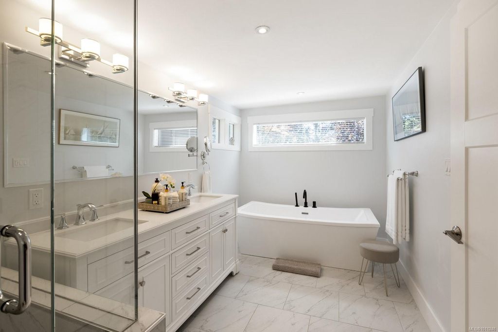 listing image 16040337106703166675