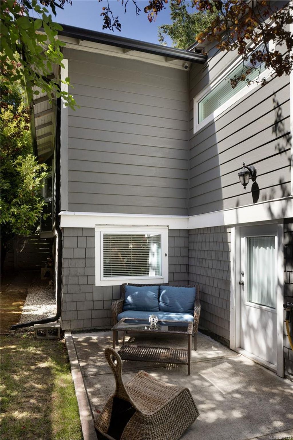 listing image 16046473630384558487