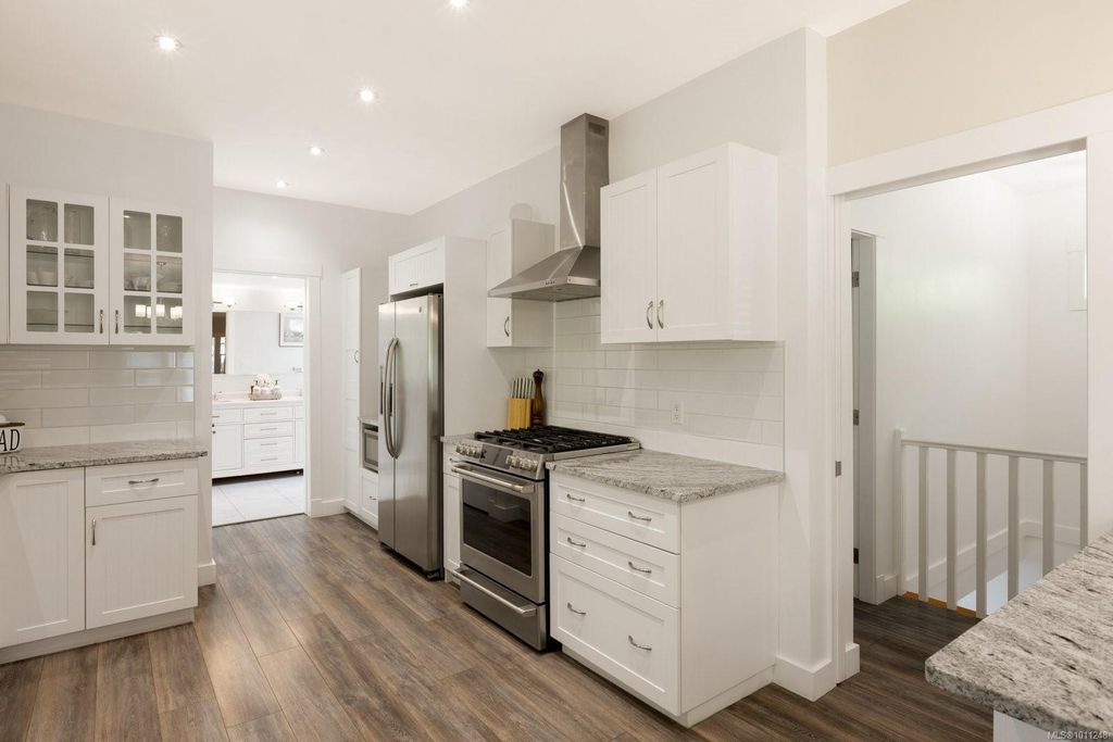 listing image 16043026641701824116