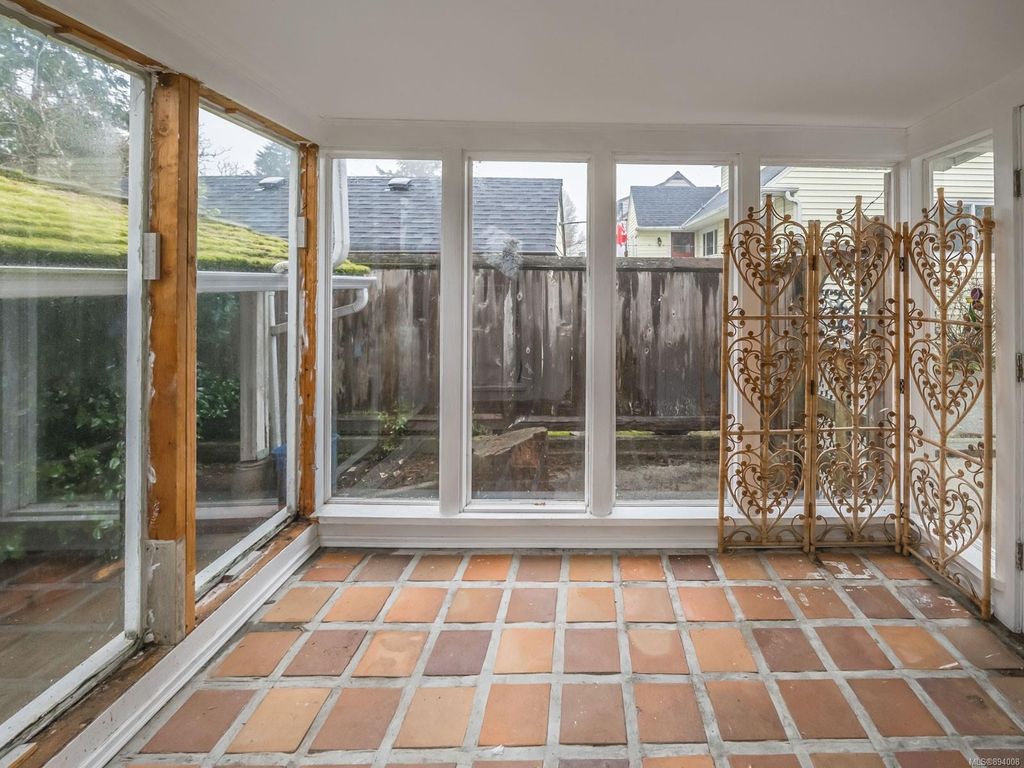 listing image 1604359866529