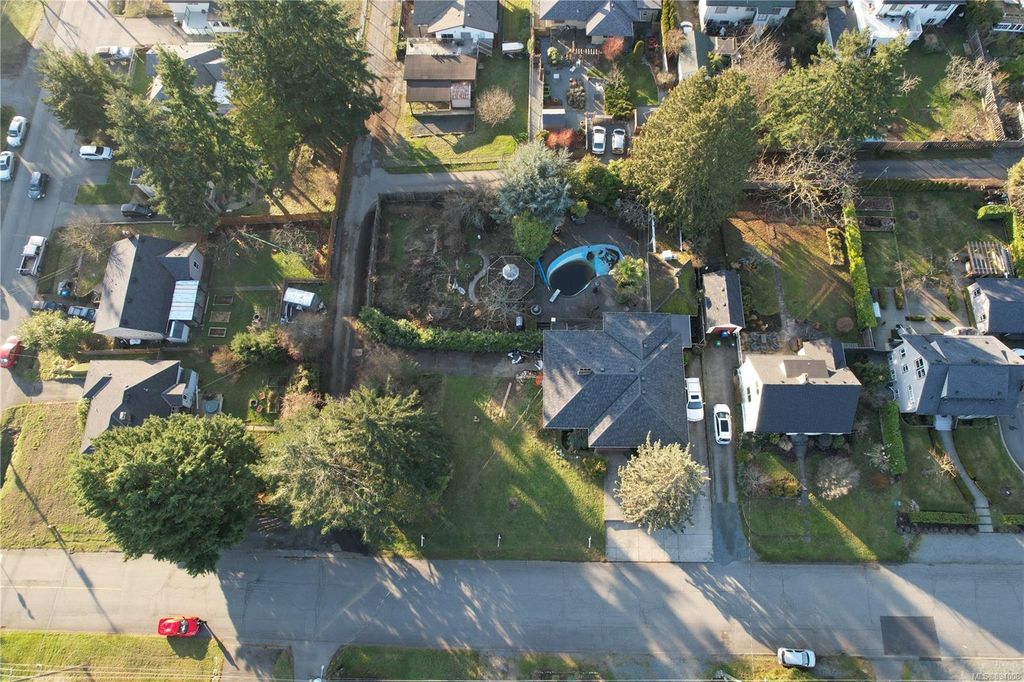 listing image 16041828219208