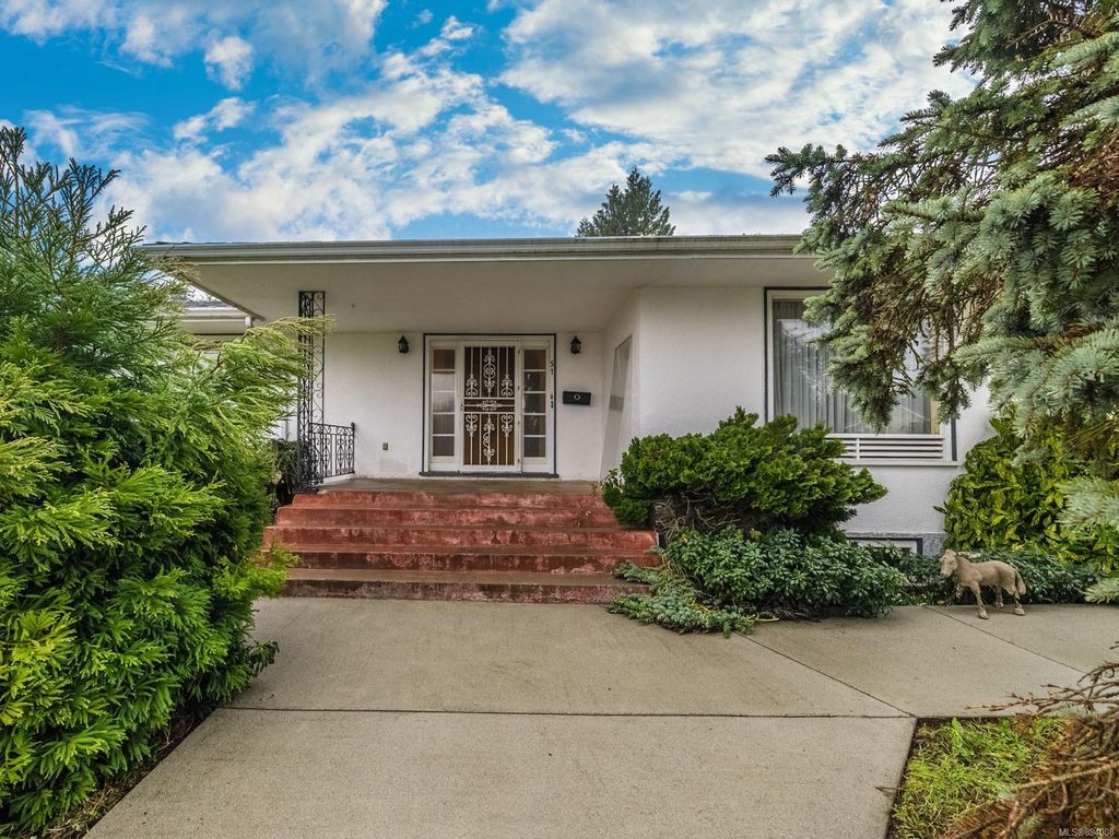 listing image 16042874612837