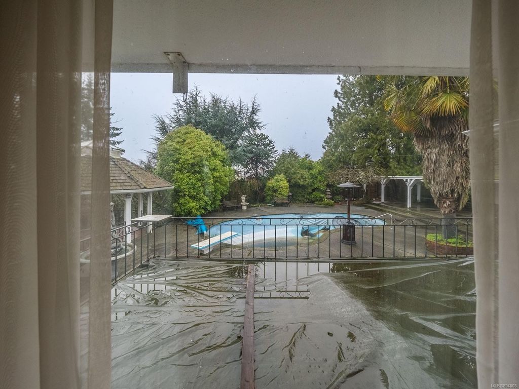 listing image 1604320341165