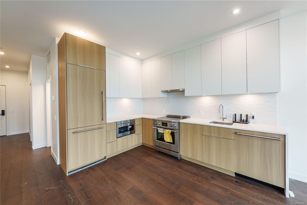listing image 16045862345059616505