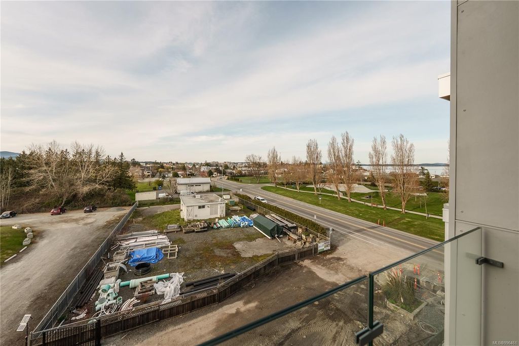listing image 16048033523016145908