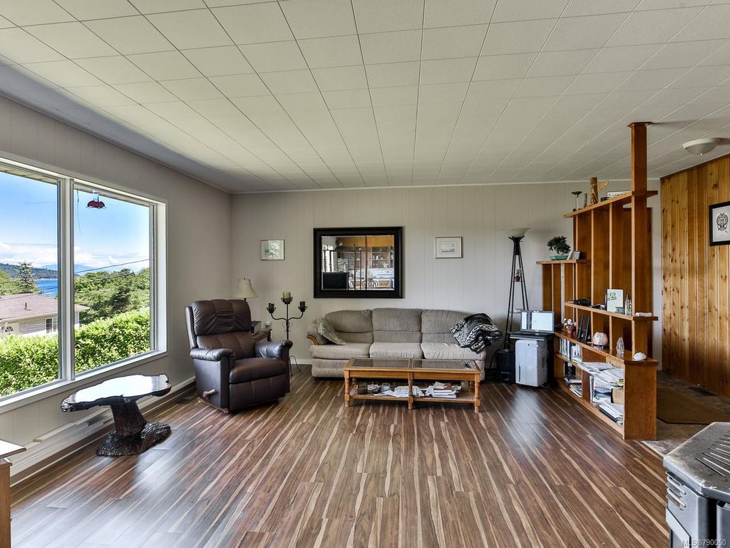 listing image 16047420377969658692