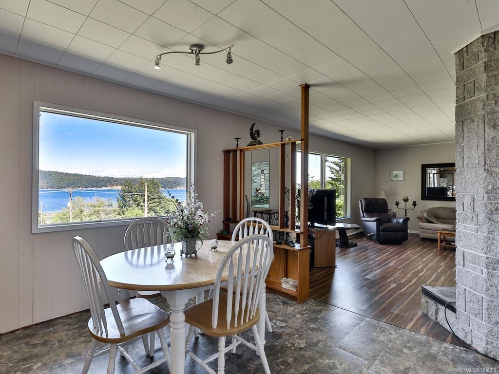 listing image 16040072524193061003