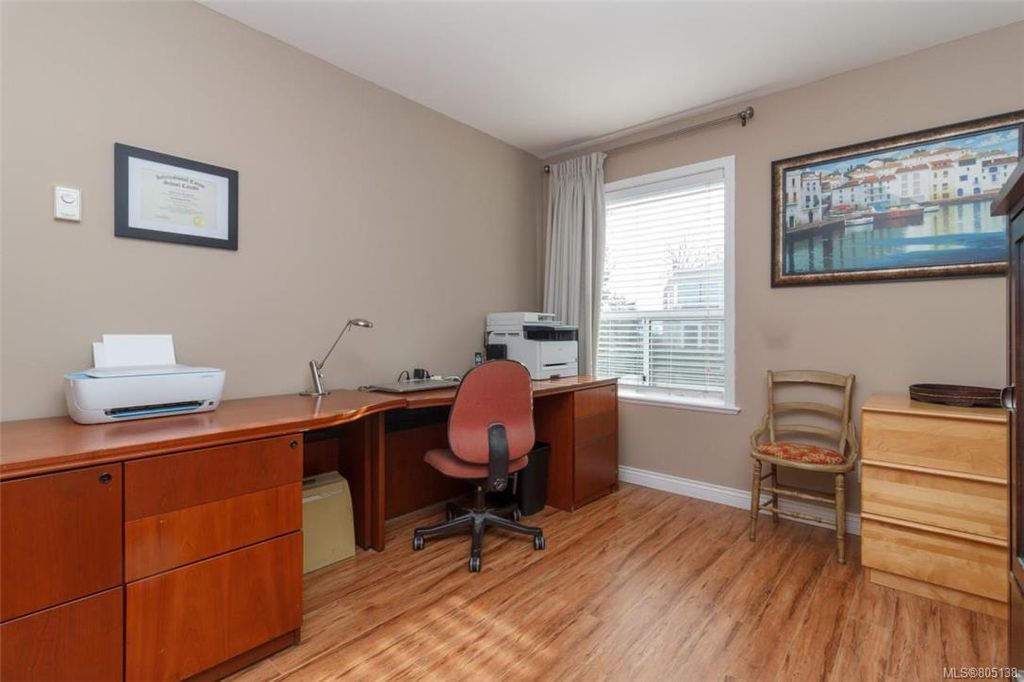 listing image 16043953368296527511