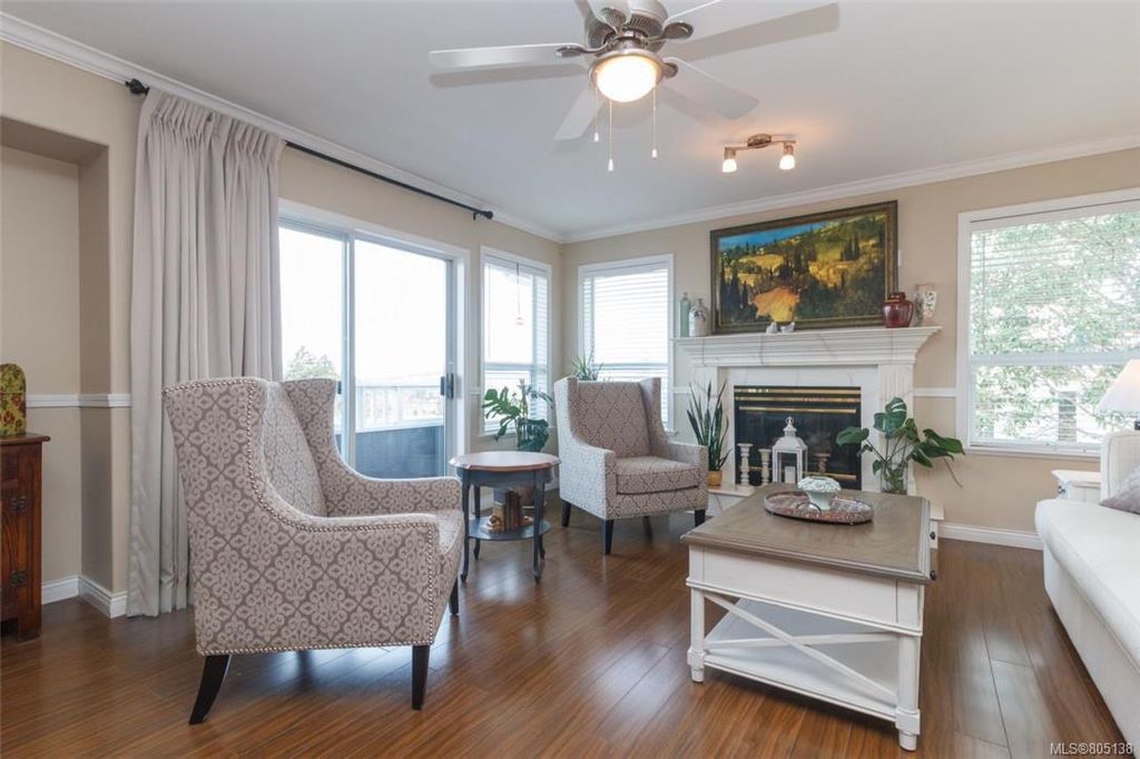 listing image 16046213431090337369