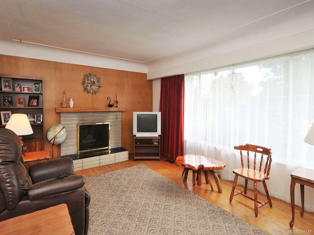 listing image 16047103517099931938