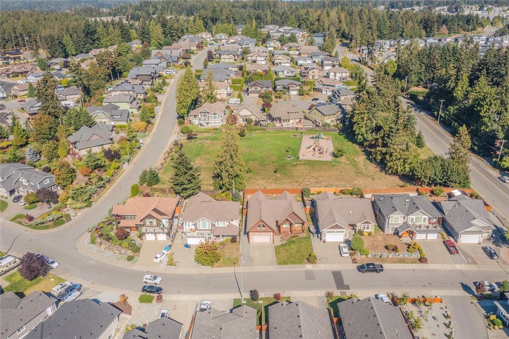 listing image 16042326175077990163