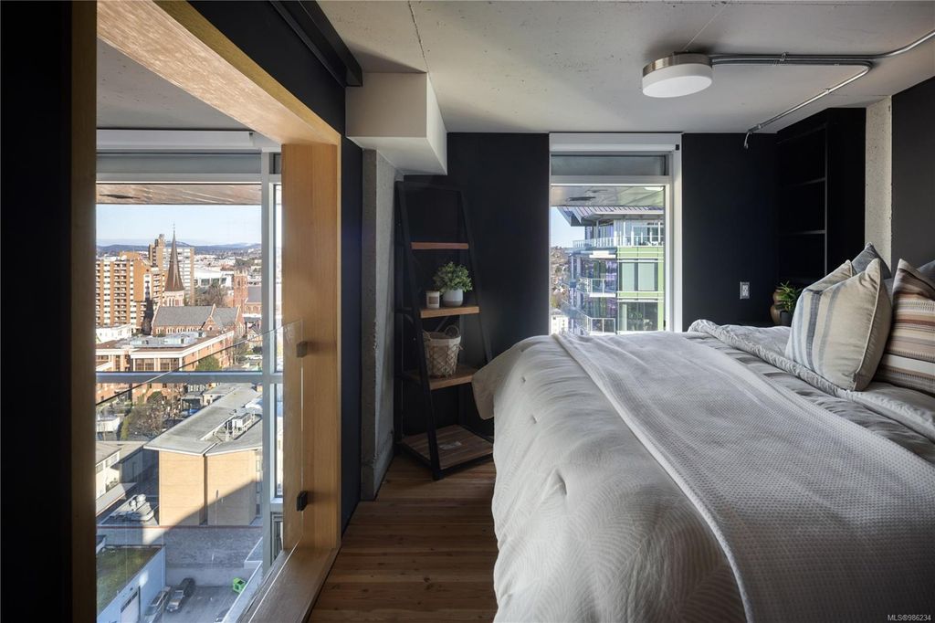 listing image 16046617526967003478