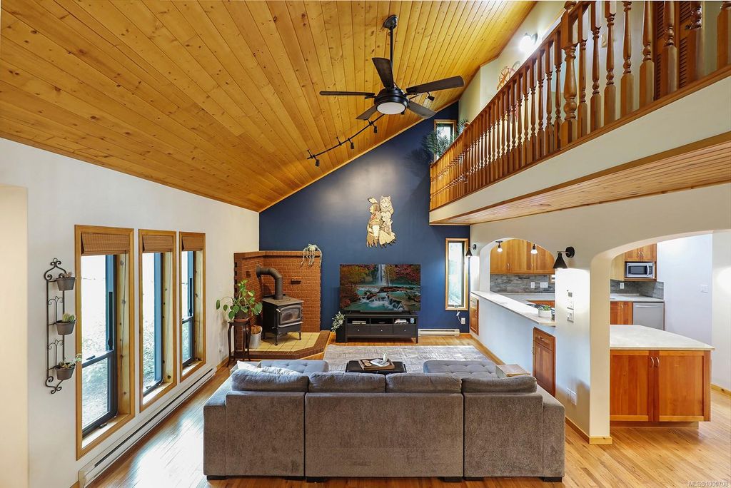 listing image 16048238646096702565