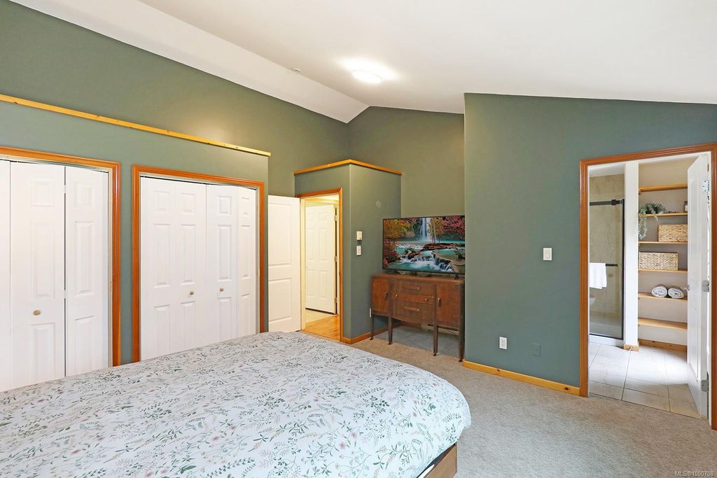 listing image 16049169147958137381